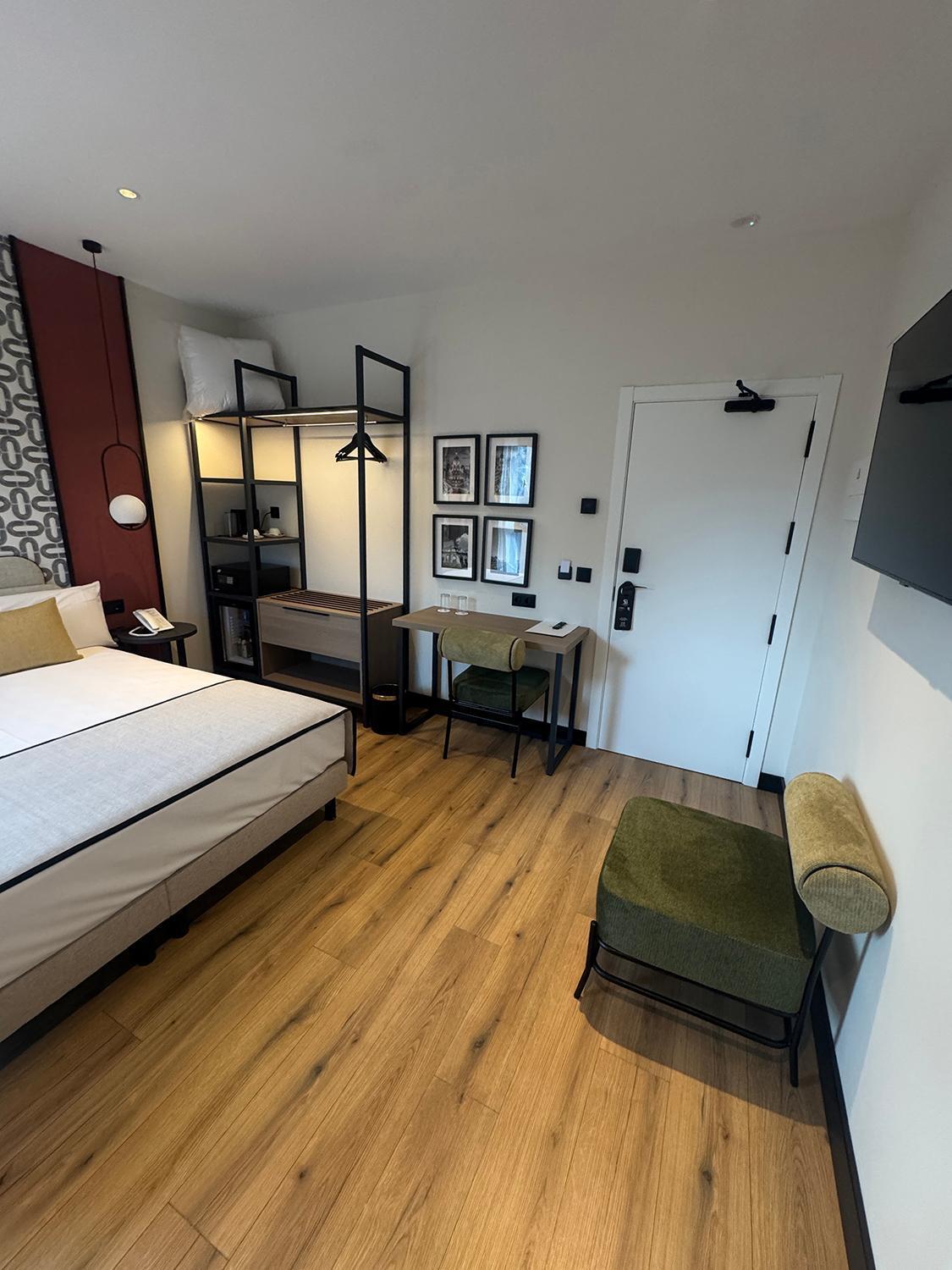 Itc Madrid By Soho Boutique Hotel Exterior photo